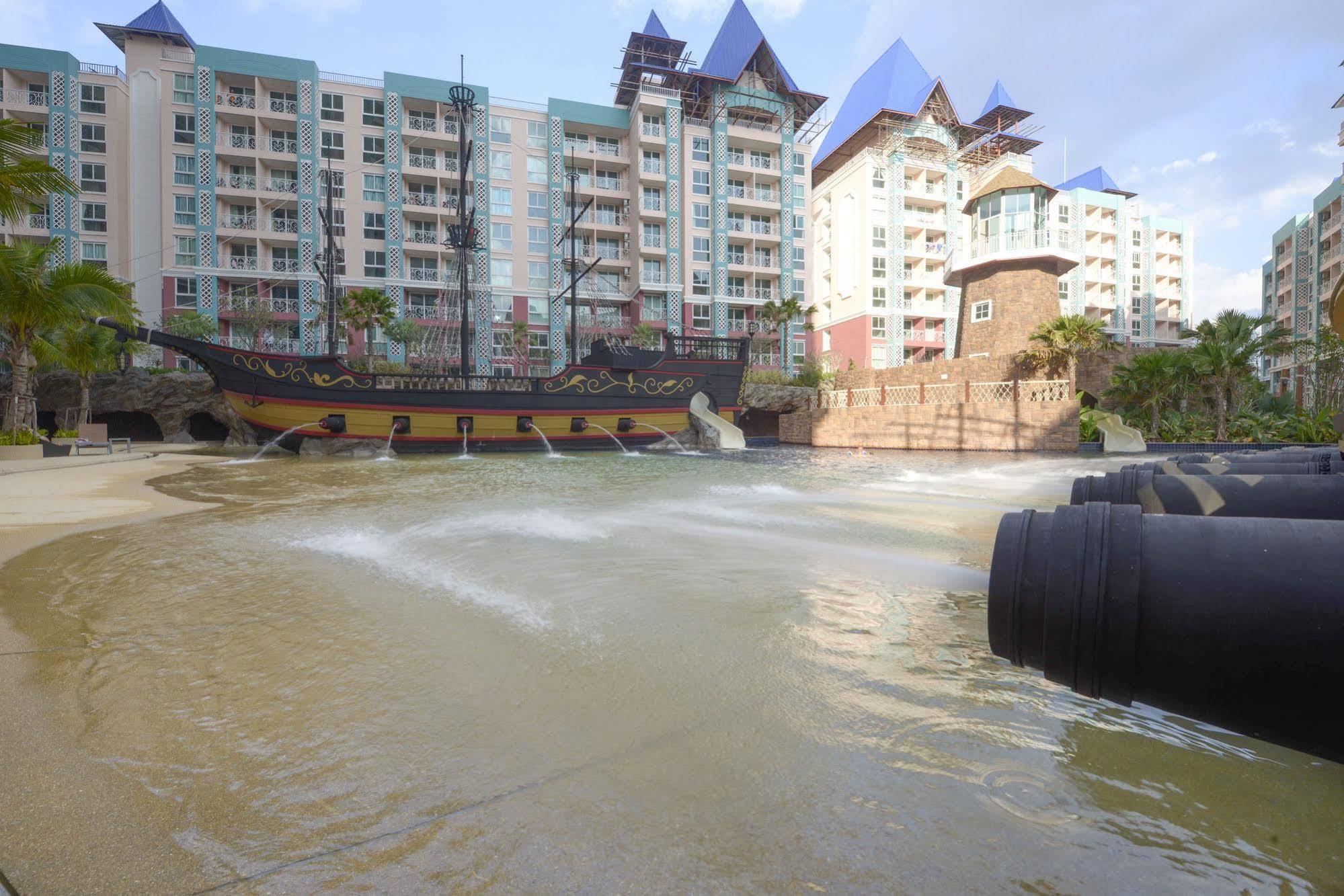 Grande Caribbean Pattaya Hotel Exterior photo